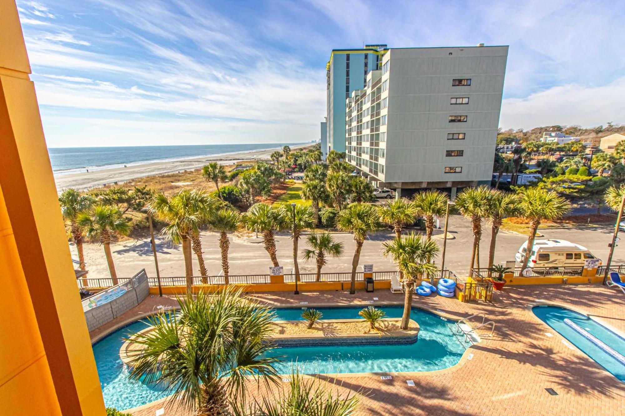 Oversized Ocean View Queen Suite With Beautiful Fireplace And Accents - Sleeps 4 Guests! Myrtle Beach Habitación foto