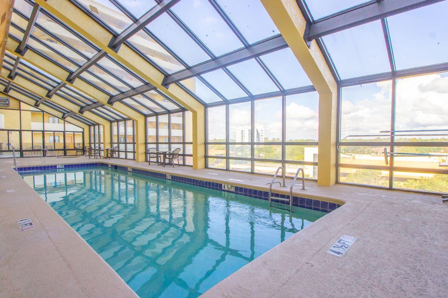Oversized Ocean View Queen Suite With Beautiful Fireplace And Accents - Sleeps 4 Guests! Myrtle Beach Habitación foto