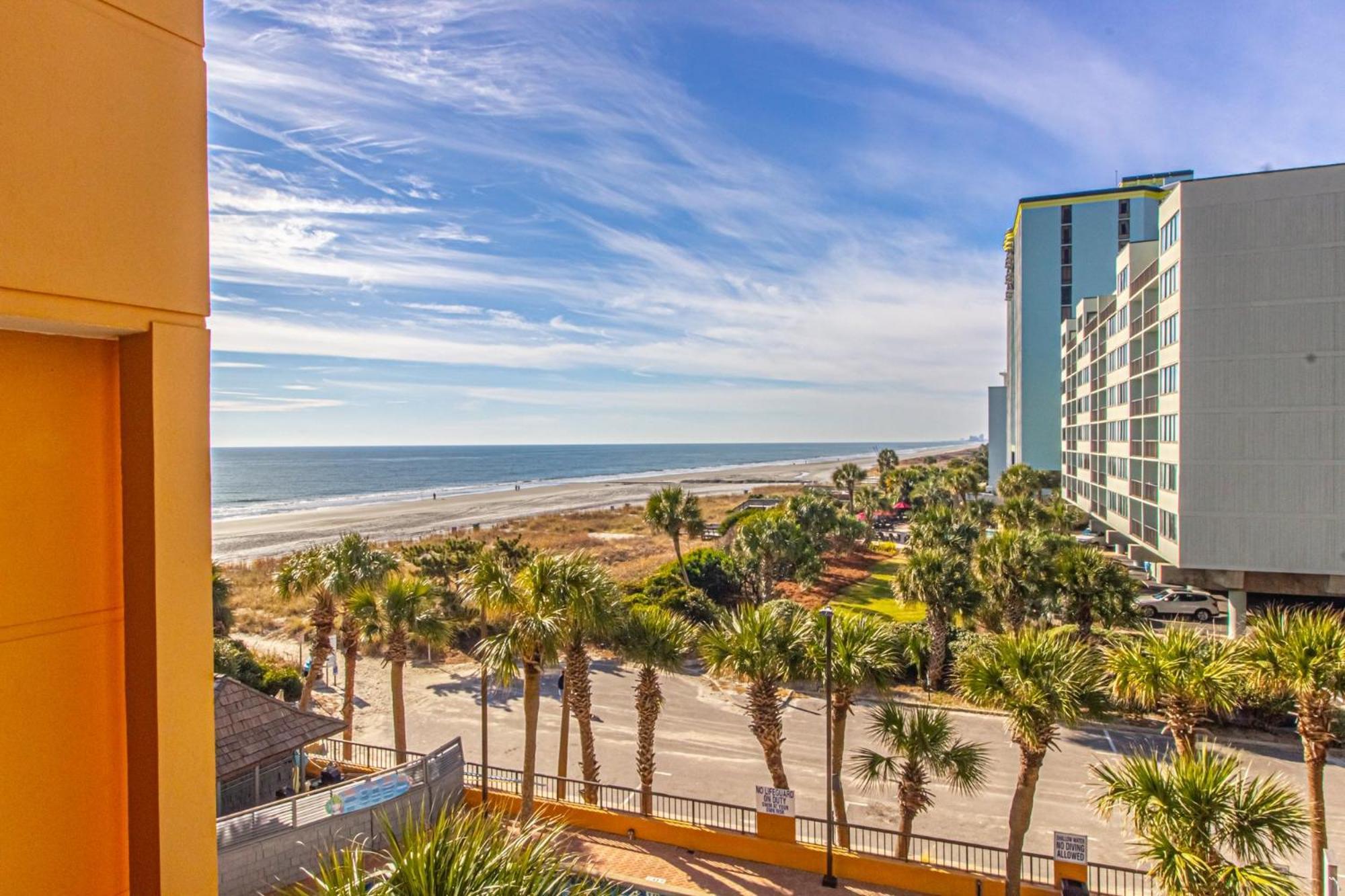 Oversized Ocean View Queen Suite With Beautiful Fireplace And Accents - Sleeps 4 Guests! Myrtle Beach Habitación foto